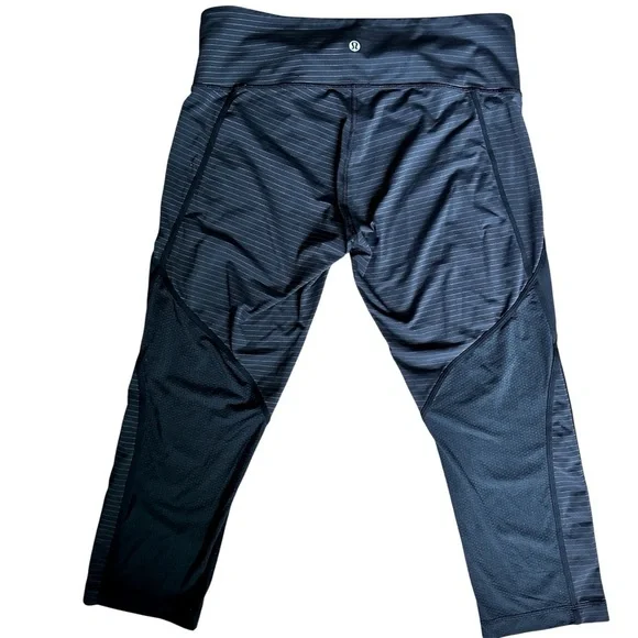 Lululemon InStride Crop Leggings Black Pinstripe Mesh Panel Size 12 - Picture 5 of 15